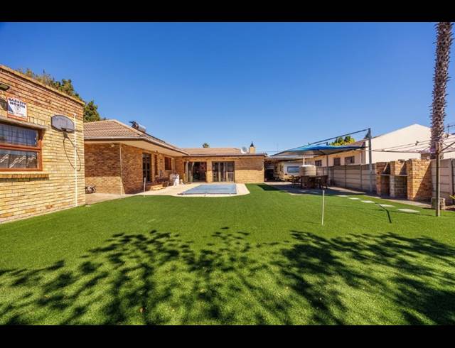 4 BEDROOM HOUSE FOR SALE IN SONEIKE